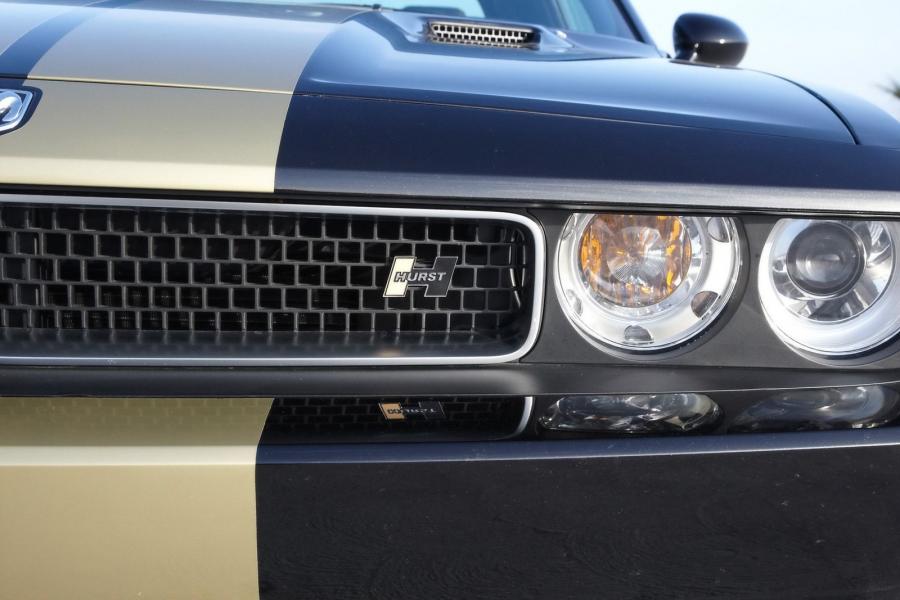  Dodge Challenger Hemi by Hurst 2009 года  (фото 40 из 68)